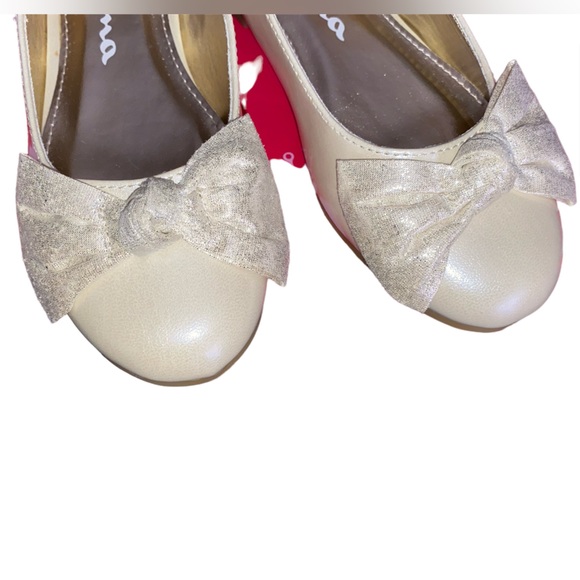Nina girls Fiorenza Flats size 13M - Picture 3 of 6